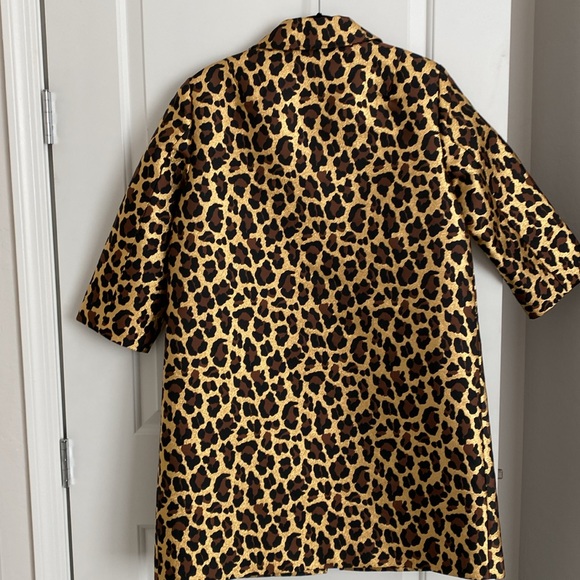 St. John Collection Lame Leopard Print Jacket - Size 10 - Picture 2 of 6